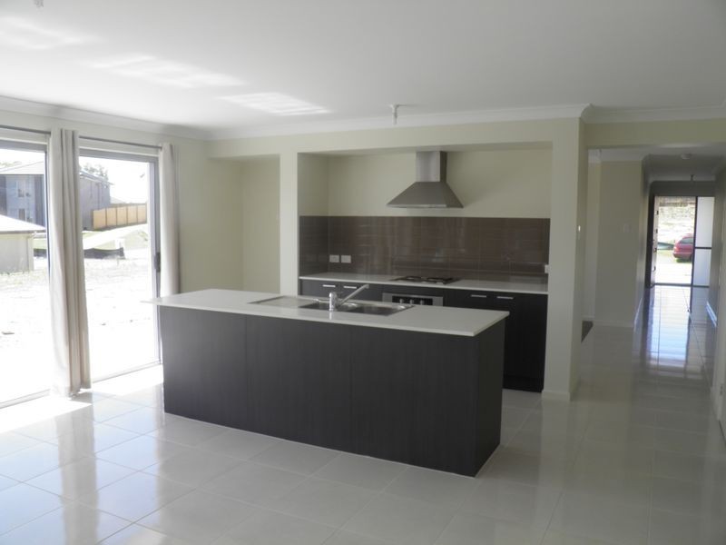 31 Obrist Place, Rochedale QLD 4123