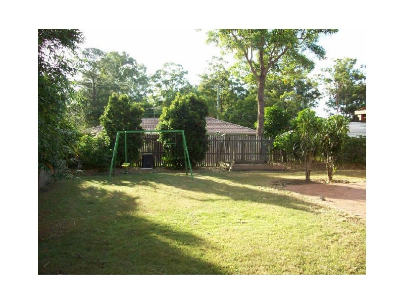 25 Melnik Drive, Loganlea QLD 4131