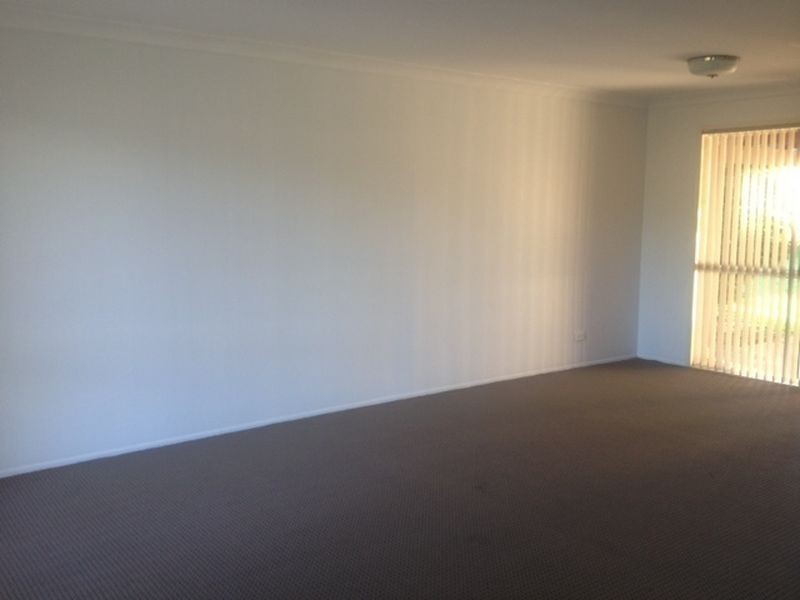 60 Edenlea Drive, Meadowbrook QLD 4131