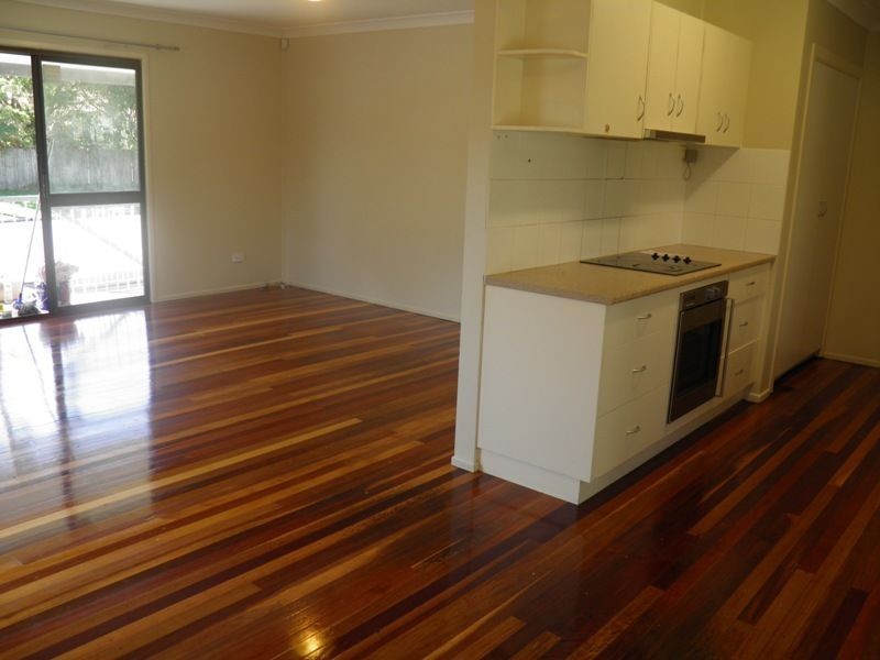 101 Cinderalla Drive, Springwood QLD 4127