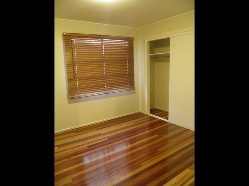 101 Cinderalla Drive, Springwood QLD 4127