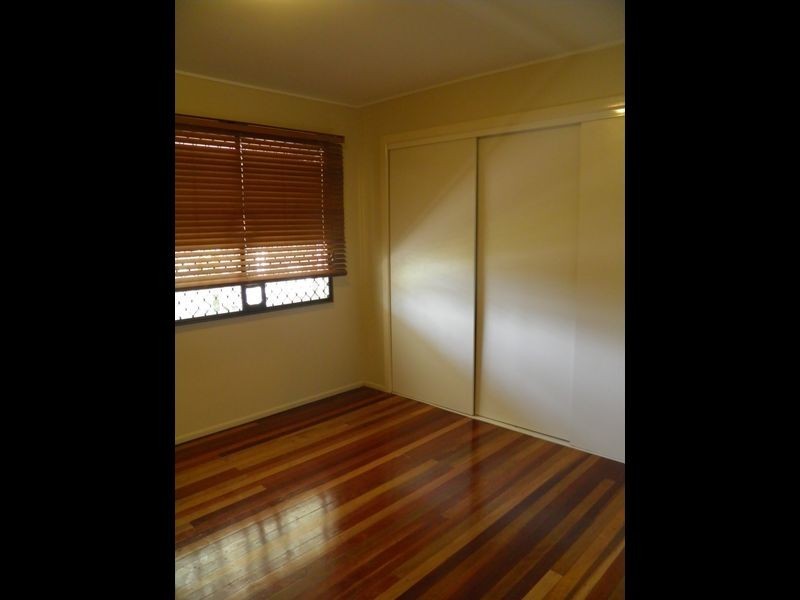 101 Cinderalla Drive, Springwood QLD 4127