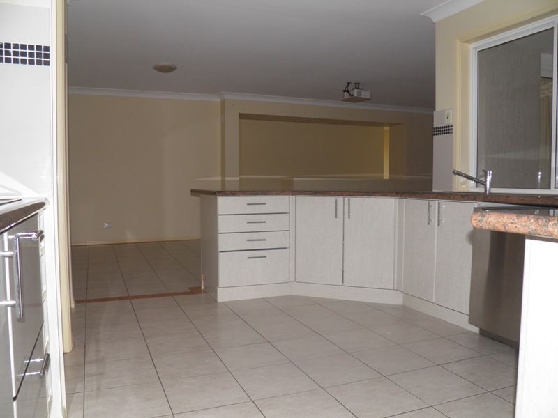 33 Brookvale Drive, Underwood QLD 4119