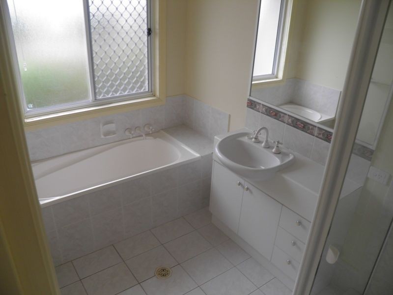 33 Brookvale Drive, Underwood QLD 4119