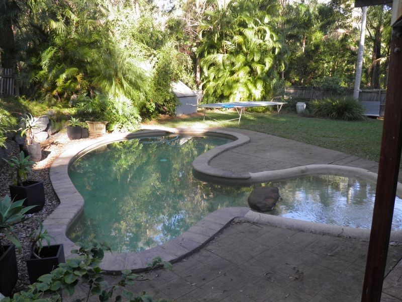 8 Park Court, Springwood QLD 4127