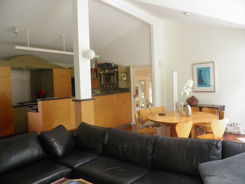 8 Park Court, Springwood QLD 4127