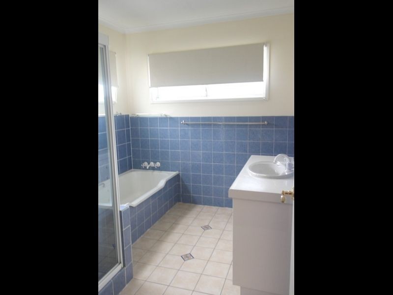 153 Springwood Road, Springwood QLD 4127