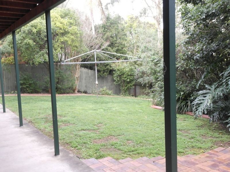 153 Springwood Road, Springwood QLD 4127