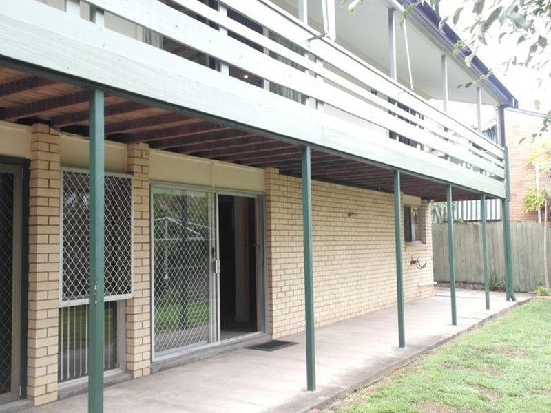 153 Springwood Road, Springwood QLD 4127