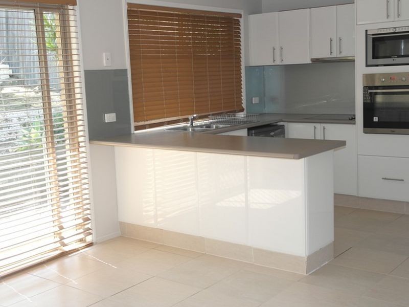 64 Celandine Street, Shailer Park QLD 4128