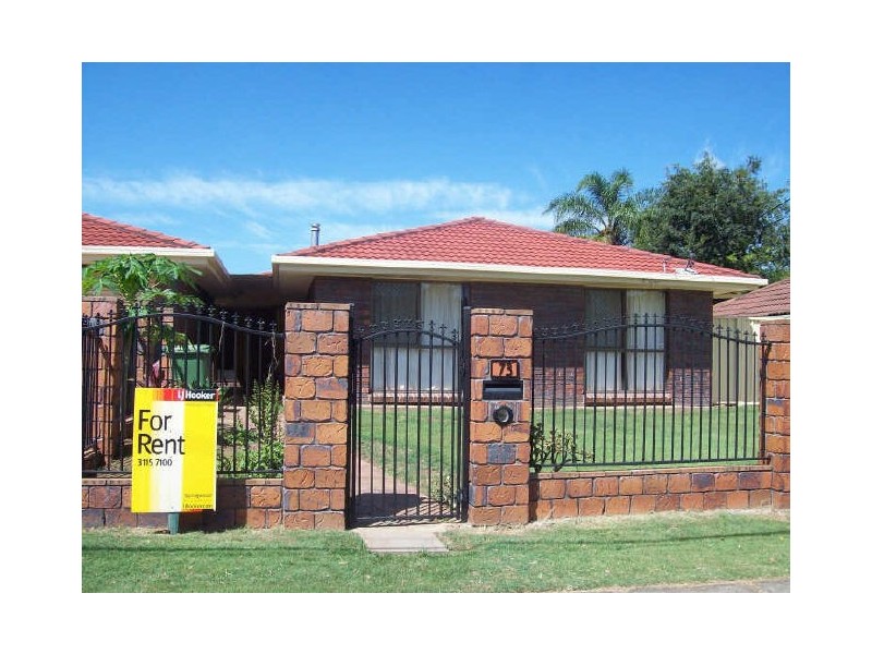 73 Chatswood Road, Daisy Hill QLD 4127