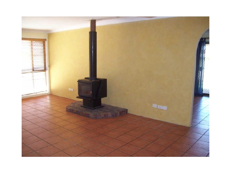 73 Chatswood Road, Daisy Hill QLD 4127