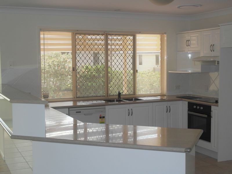 12 The Heights, Underwood QLD 4119