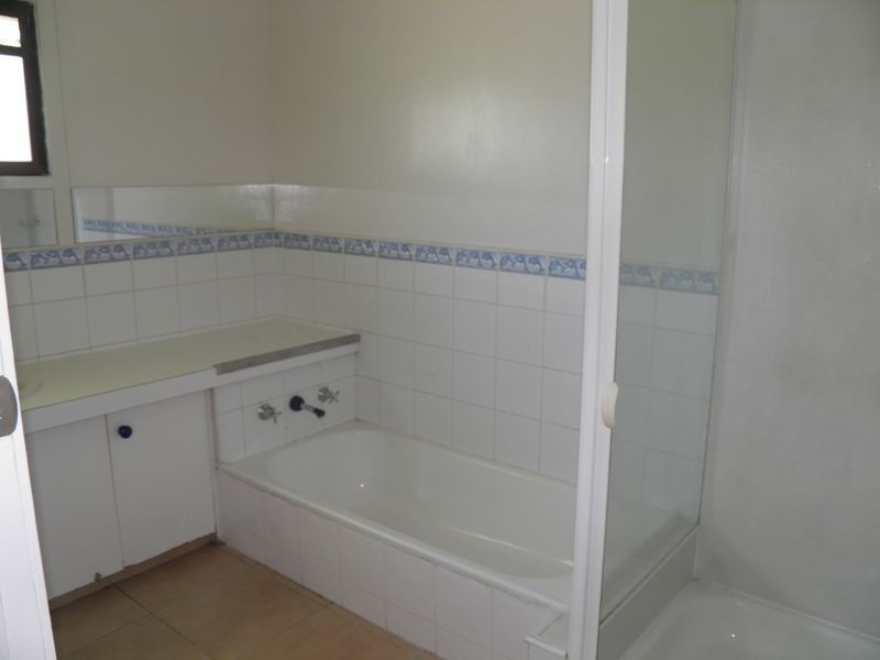 80 Station Road, Loganlea QLD 4131