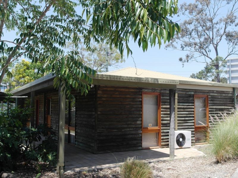 3918 Pacific Highway, Loganholme QLD 4129
