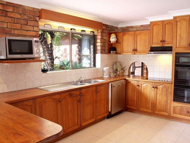 13 Hillside Drive, Daisy Hill QLD 4127