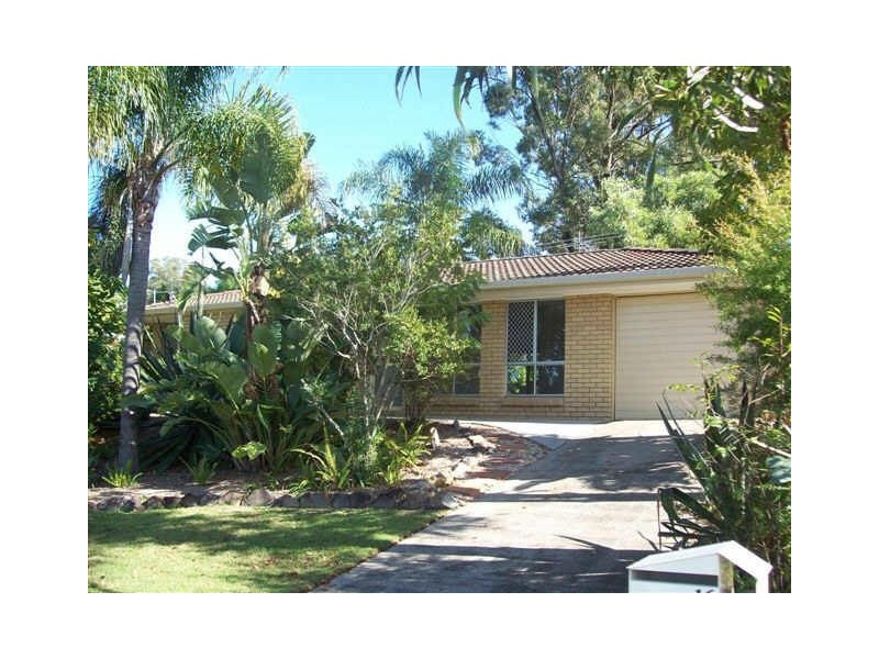 16 Kenthurst Crescent, Rochedale South QLD 4123