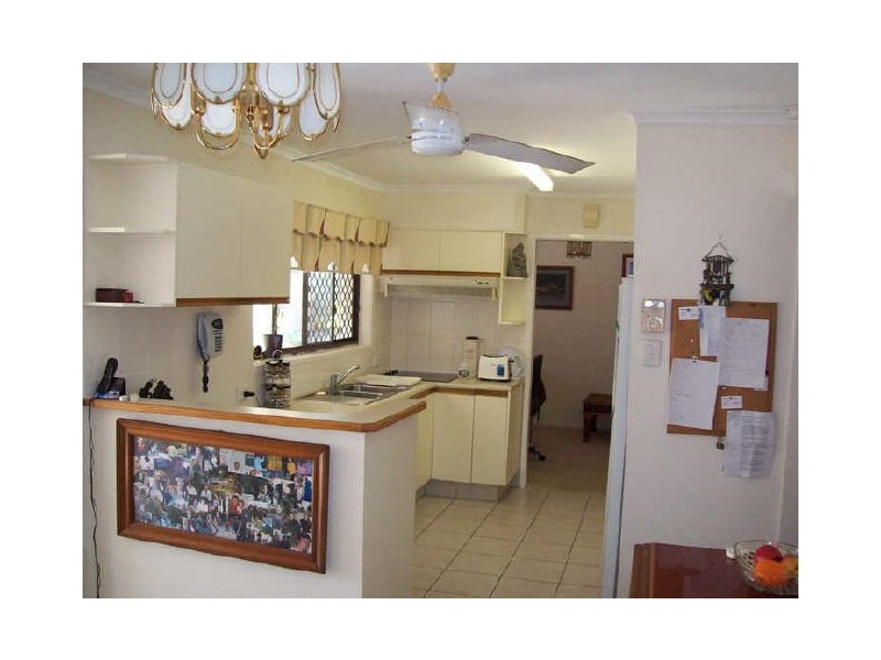 24 Westmoreland Blvd, Springwood QLD 4127