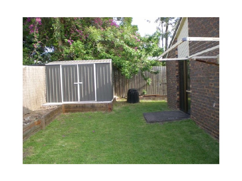 25 Westgate Ave, Springwood QLD 4127