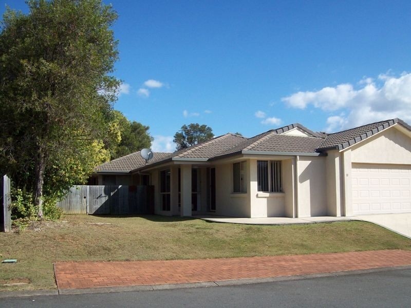 18 John Paul Drive, Daisy Hill QLD 4127