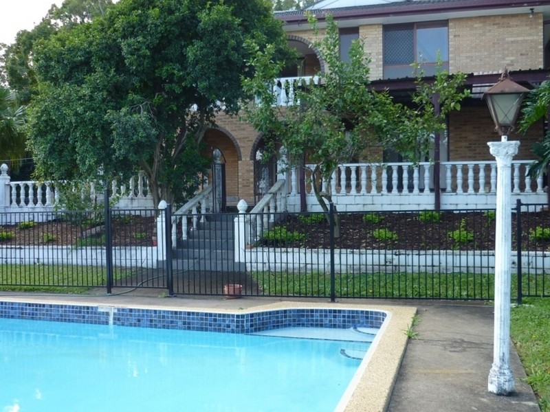 144 Springwood Road, Springwood QLD 4127