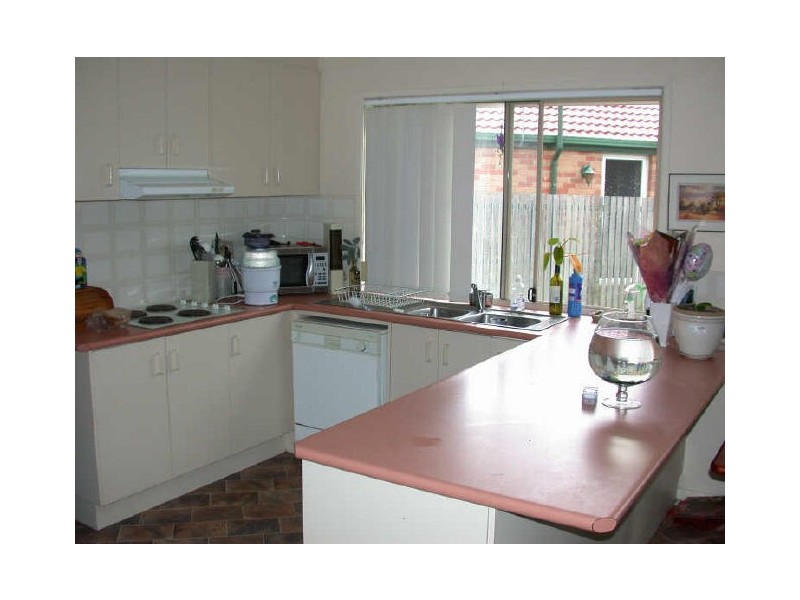 72 Tansey Drive, Tanah Merah QLD 4128