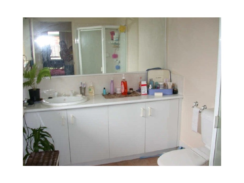 72 Tansey Drive, Tanah Merah QLD 4128