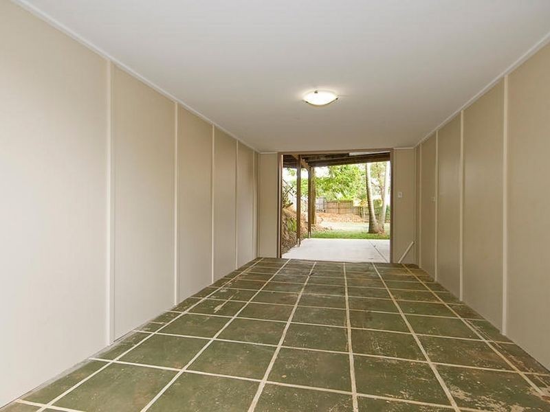 5 Inglis Court, Springwood QLD 4127