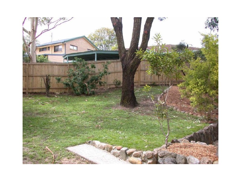 16 Kenthurst Crescent, Rochedale South QLD 4123