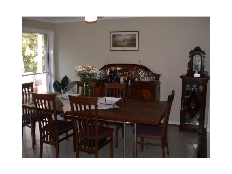 140 – 142 Dennis Road, Springwood QLD 4127