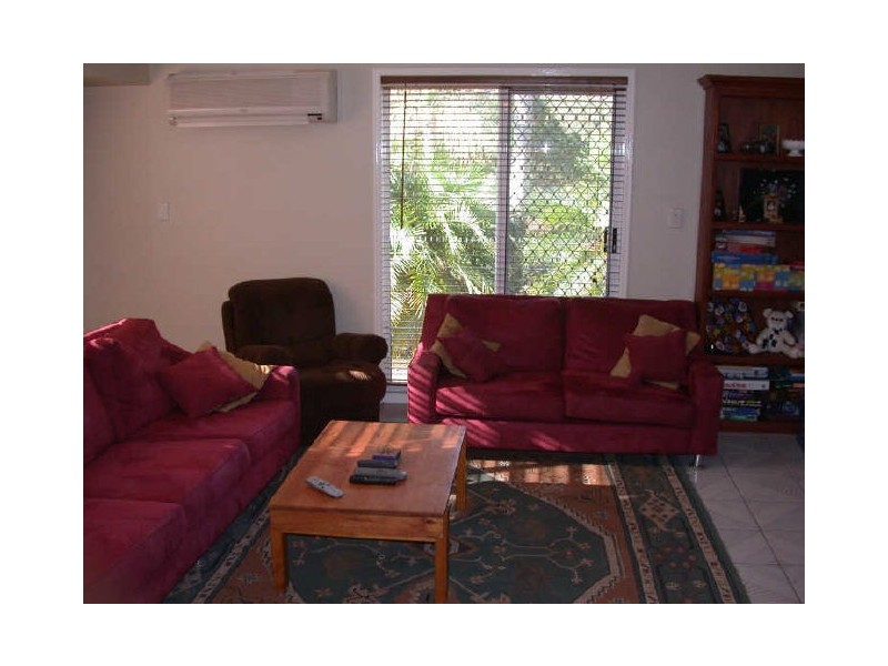 140 – 142 Dennis Road, Springwood QLD 4127