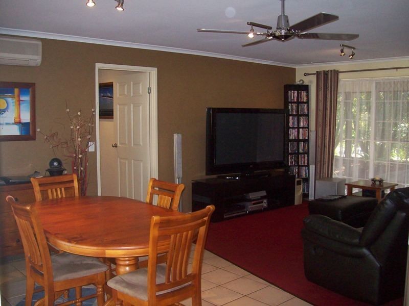 81 Chatswood Road, Daisy Hill QLD 4127