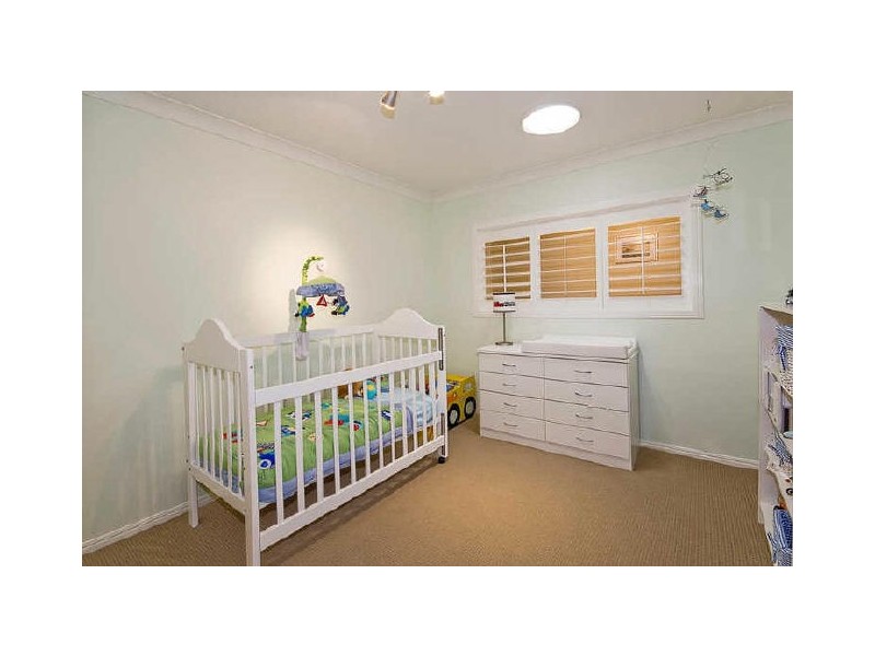 41 Barbaralla Drive, Springwood QLD 4127