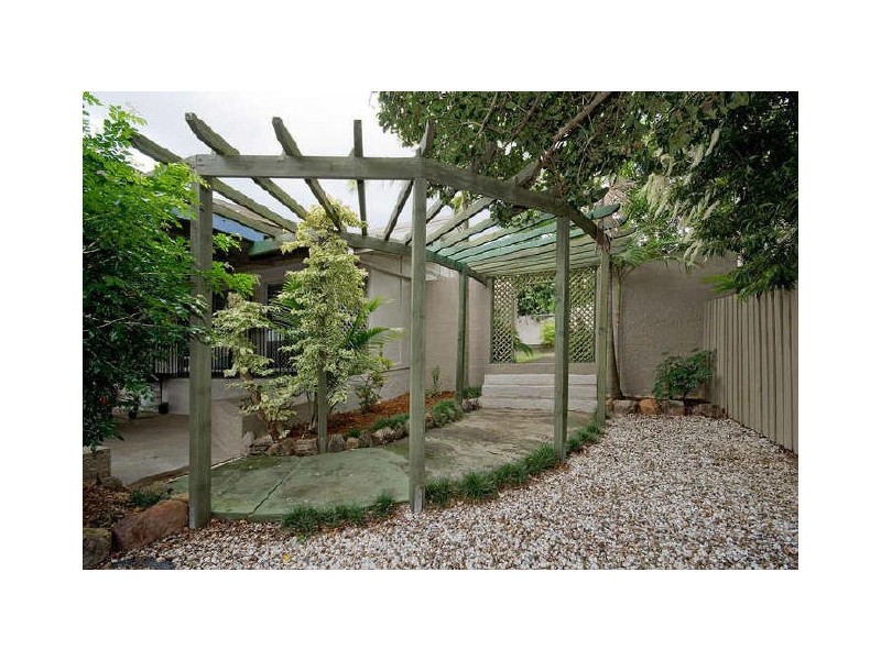 41 Barbaralla Drive, Springwood QLD 4127