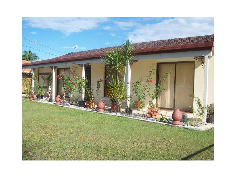 33 Brentwood Drive, Daisy Hill QLD 4127