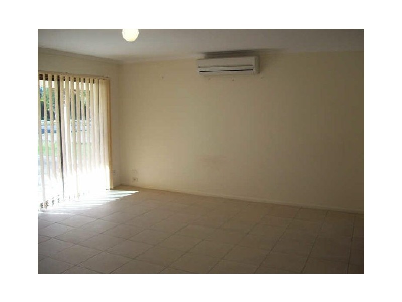 33 Brentwood Drive, Daisy Hill QLD 4127