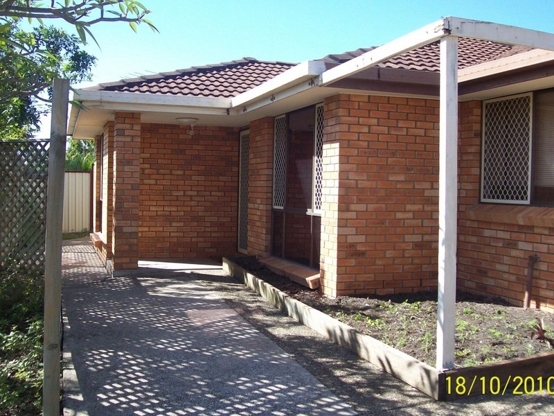 32 Brentwood Drive, Daisy Hill QLD 4127