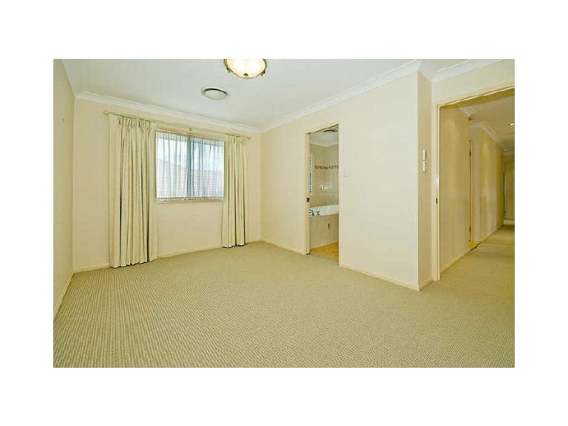 Stretton QLD 4116