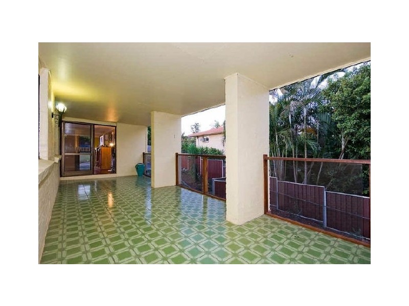 27 Jeanette Avenue, Springwood QLD 4127