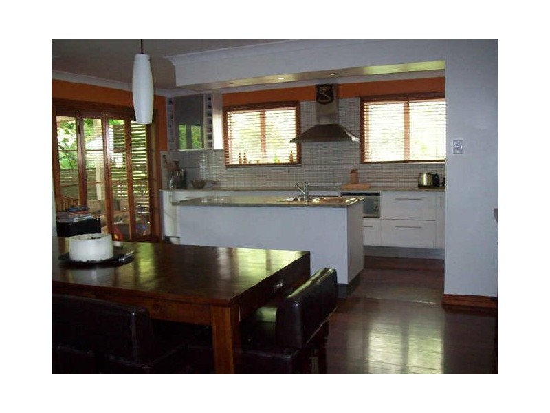 40a Dennis Road, Springwood QLD 4127