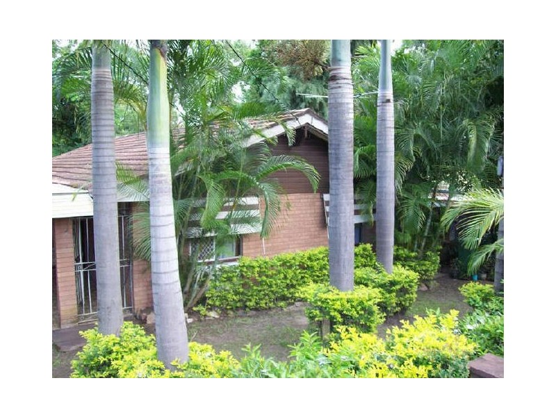 5 Thornhill Street, Springwood QLD 4127