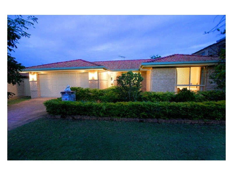 4 Livingstone Place, Kuraby QLD 4112