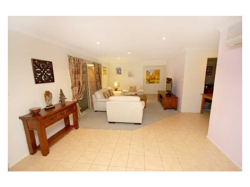 4 Livingstone Place, Kuraby QLD 4112