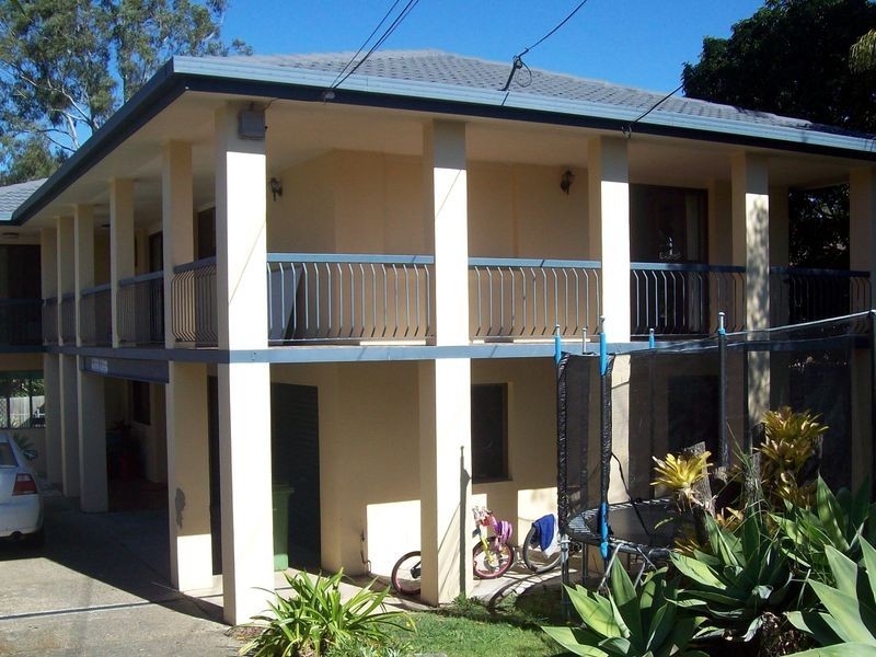 13 Thornhill Street, Springwood QLD 4127