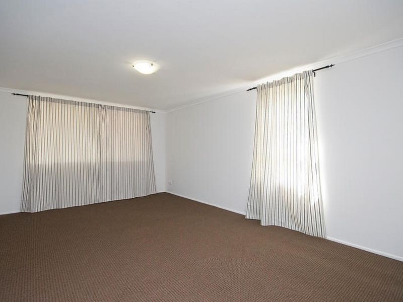 5 Inglis Court, Springwood QLD 4127