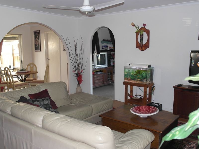 25 Springfield Crescent, Daisy Hill QLD 4127