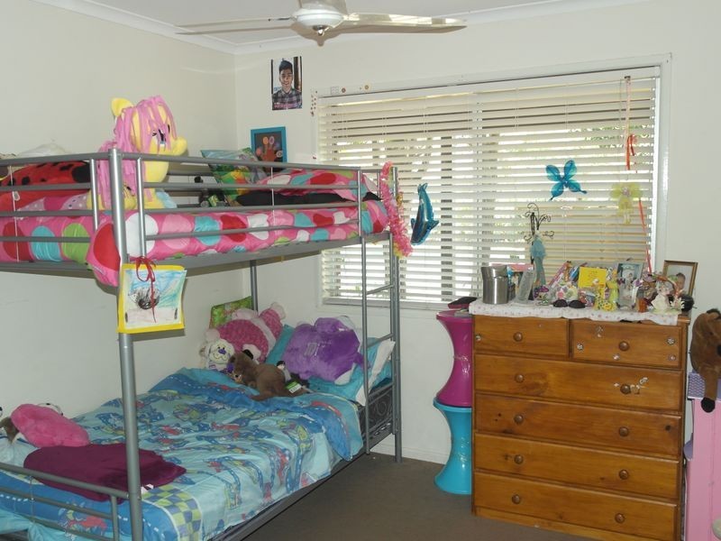 25 Springfield Crescent, Daisy Hill QLD 4127