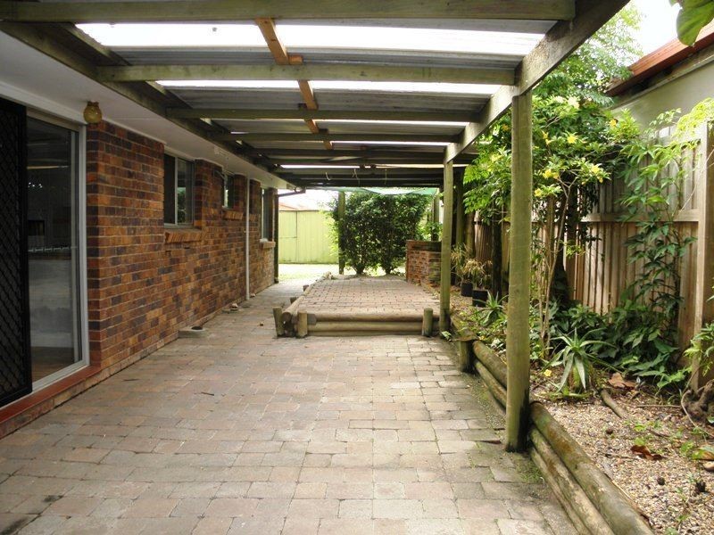 25 Springfield Crescent, Daisy Hill QLD 4127