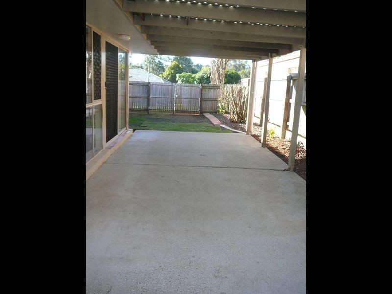 18/8 John Paul Drive, Daisy Hill QLD 4127