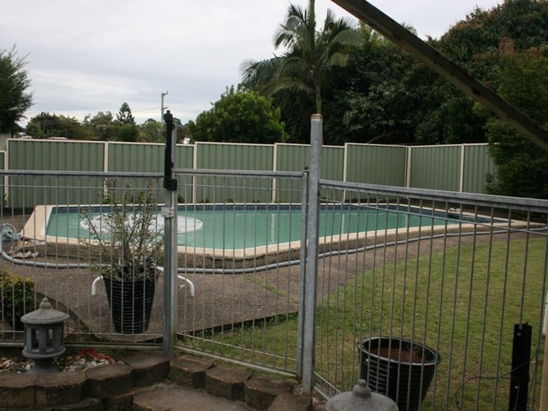 84 Cinderalla Drive, Springwood QLD 4127